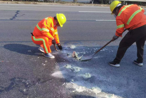 凌河公路下沉注浆加固